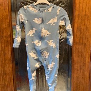 Old navy onesie, 6-9 months, blue with dinosaurs